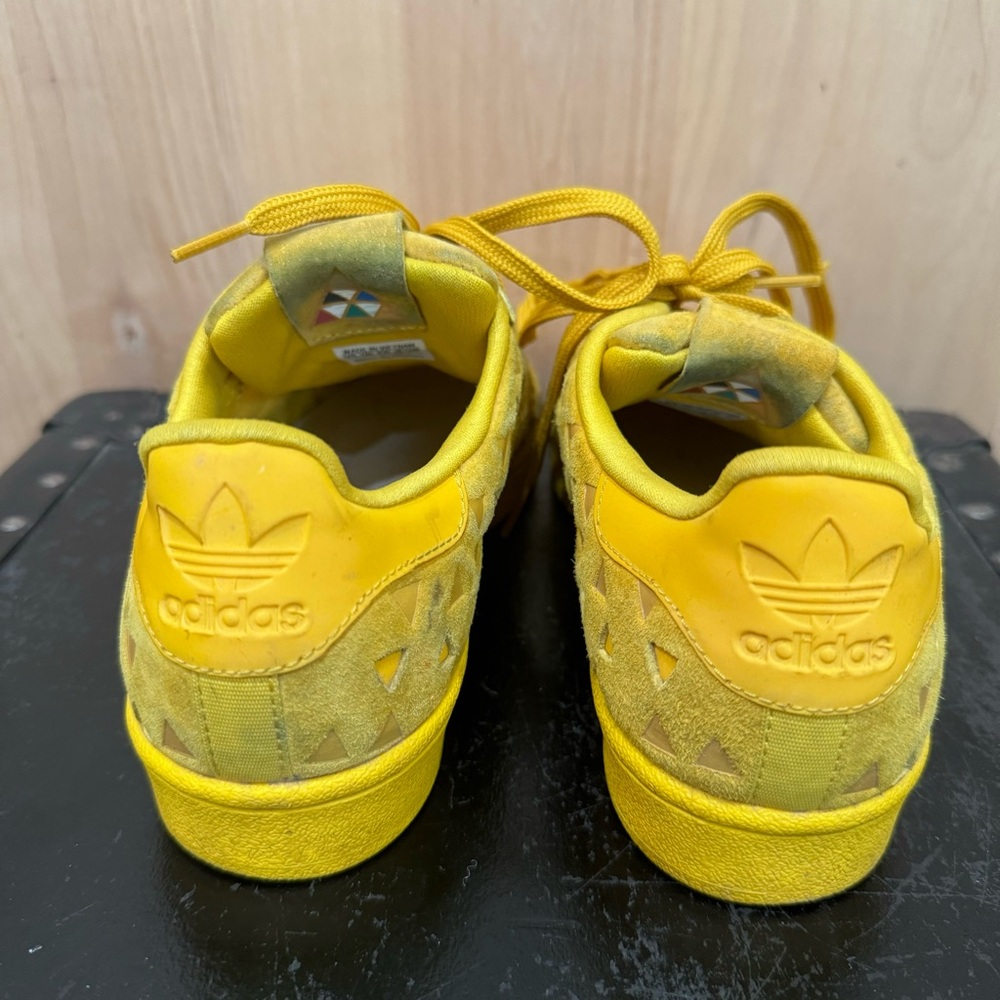 Adidas Superstar Xeno Spectrum Bogold Yellow AQ8182 Men Size 5 Pharrell Williams - Picture 6 of 14